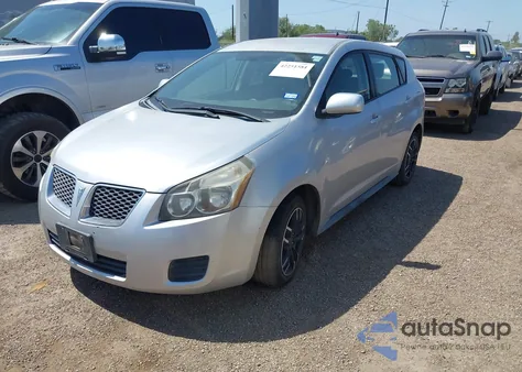 2010 Pontiac Vibe z USA, uszkodzony, nr VIN 5Y2SP6E09AZ419137
